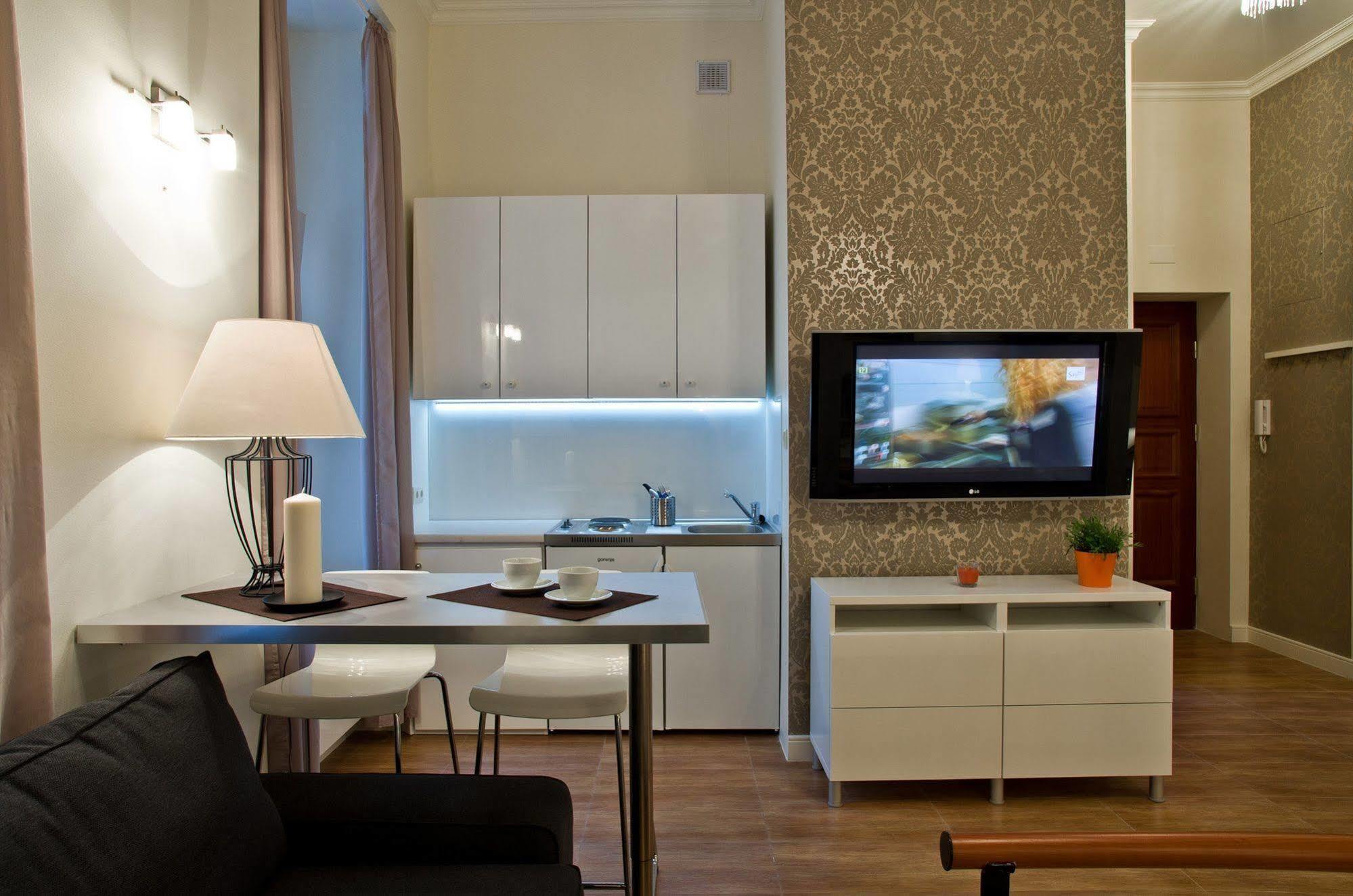 ורשה Residence Okolnik Apartments מראה חיצוני תמונה