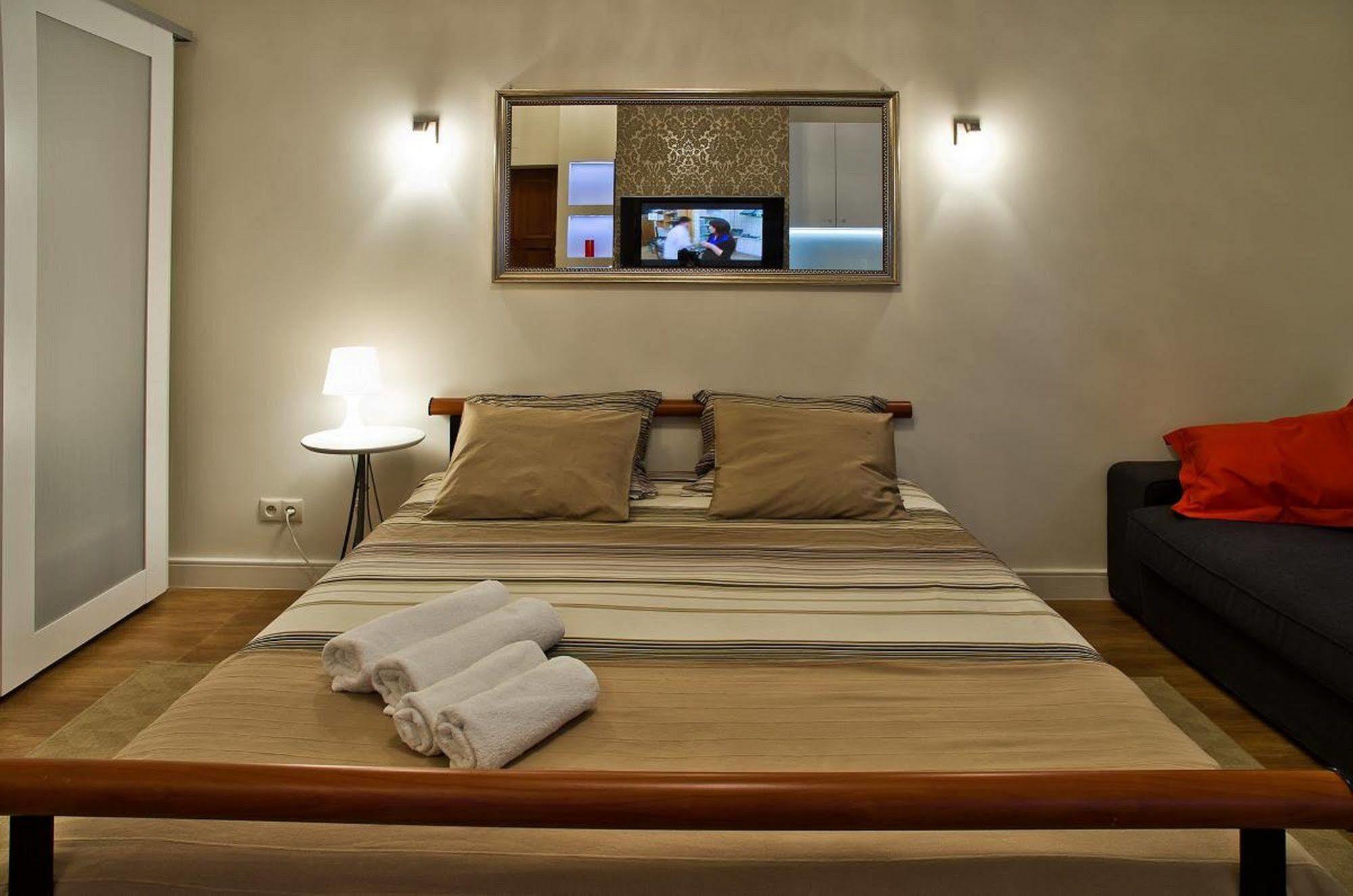 ורשה Residence Okolnik Apartments מראה חיצוני תמונה